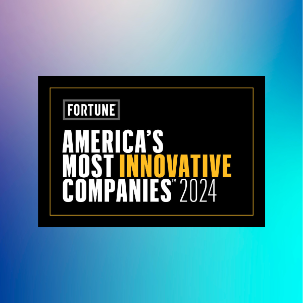 un rectangle noir avec du texte blanc dessus