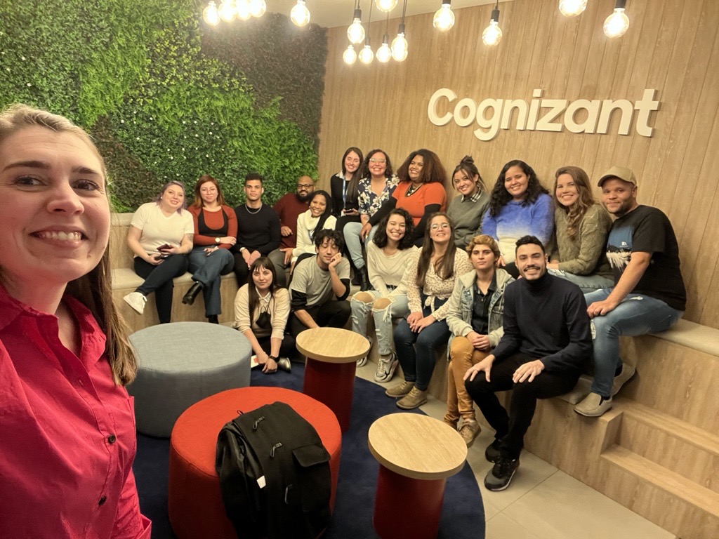 Maria Jose With Her Team